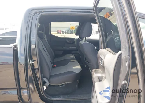 2020 Toyota Tacoma 2Wd Trd Sport z USA, uszkodzony, nr VIN 3TMBZ5DN5LM024149